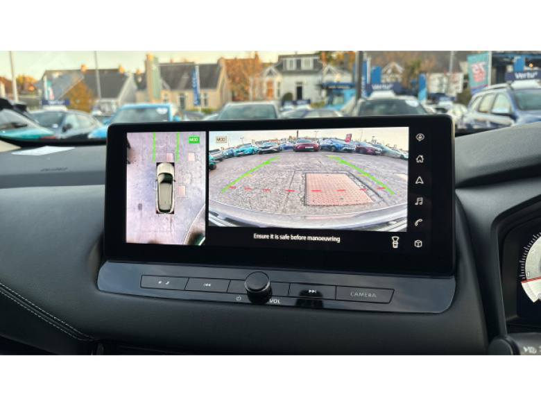 Nissan Qashqai 1.3 DiG-T MH N-Connecta 5dr Petrol Hatchback